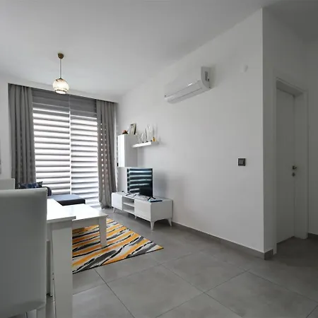 0036 Exodus In A Complex With Pool, Gym And , Mahmutlar Daire